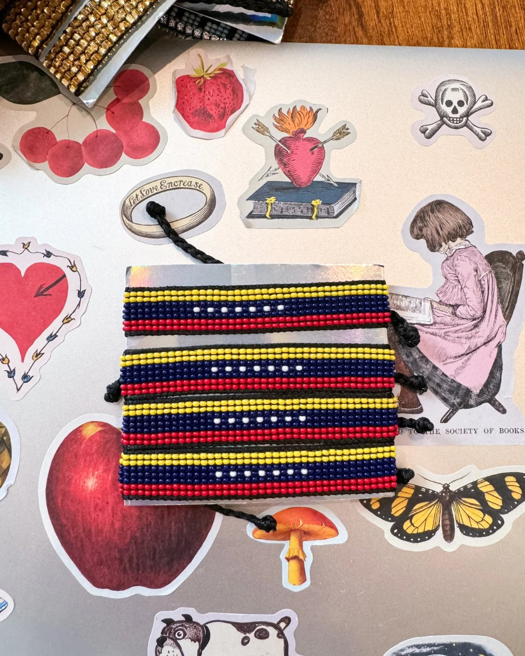 Raíz Collection