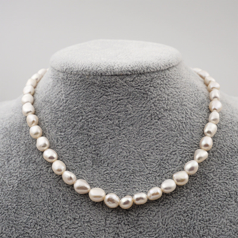 Marianne Pearl Necklace