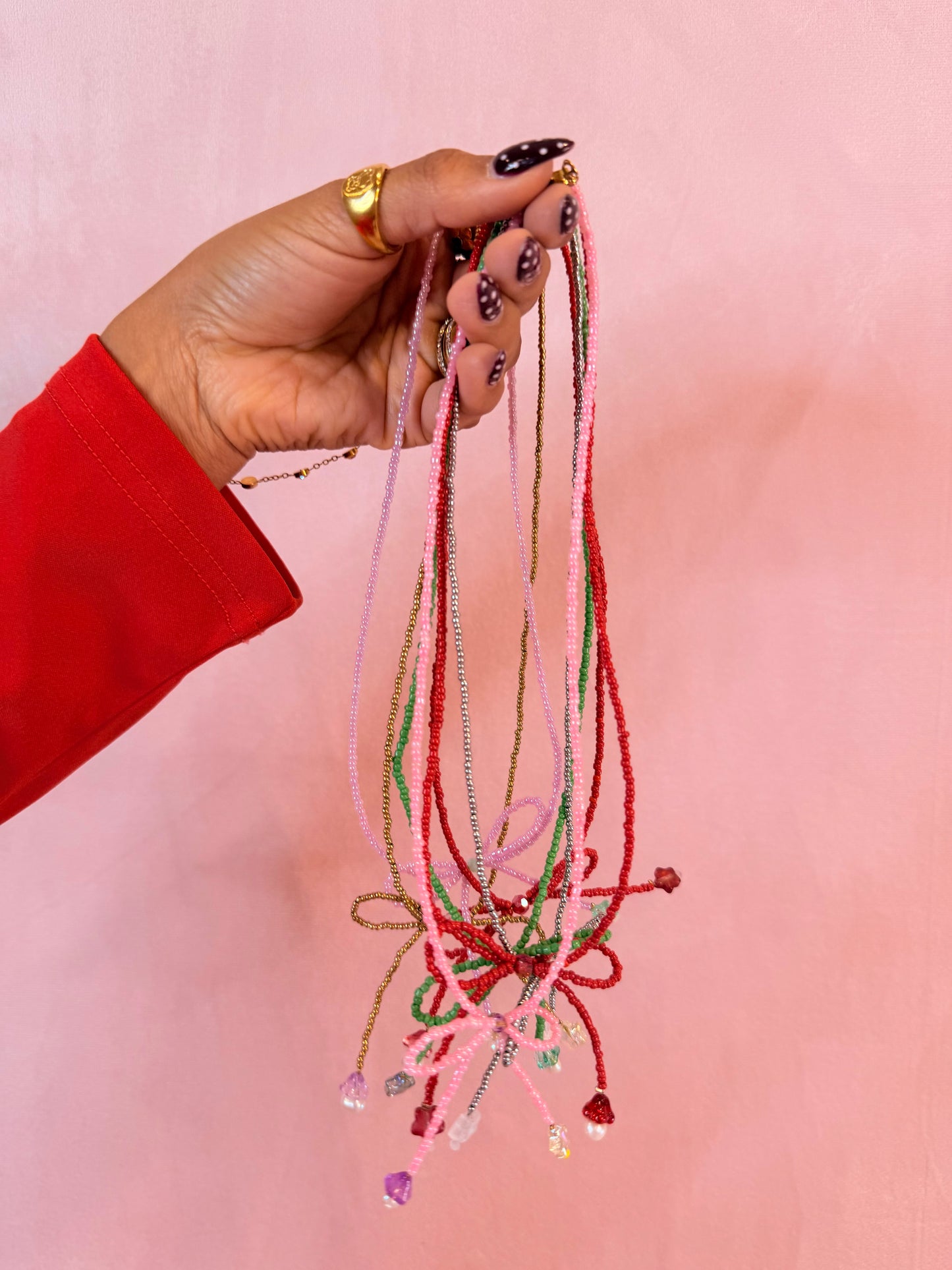 Bow Necklace