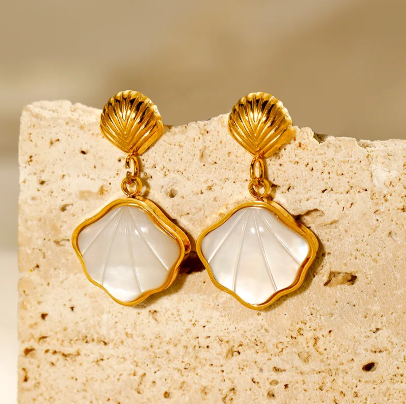 Shell Mother of Pearl Earrings