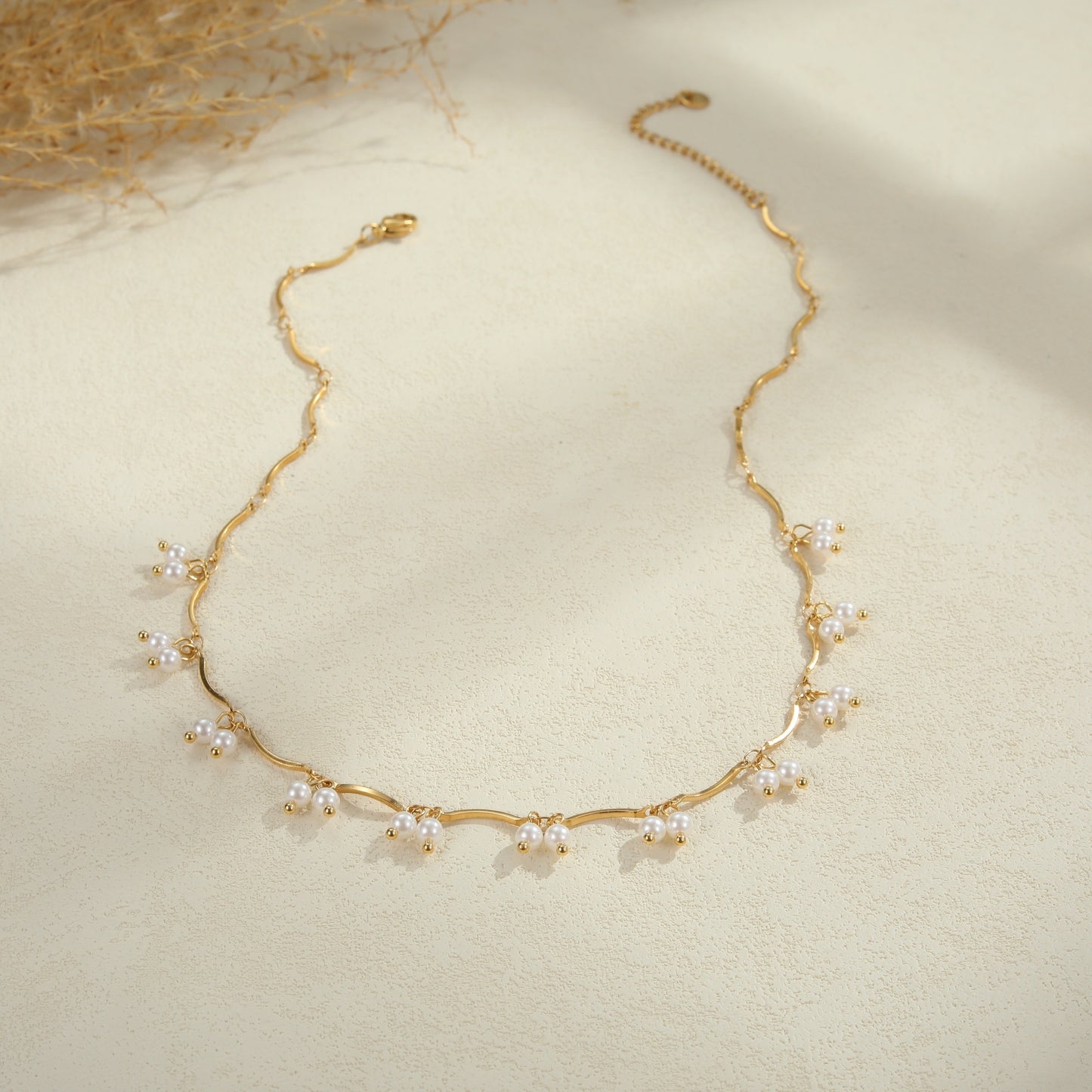 Pearl Cherries Choker