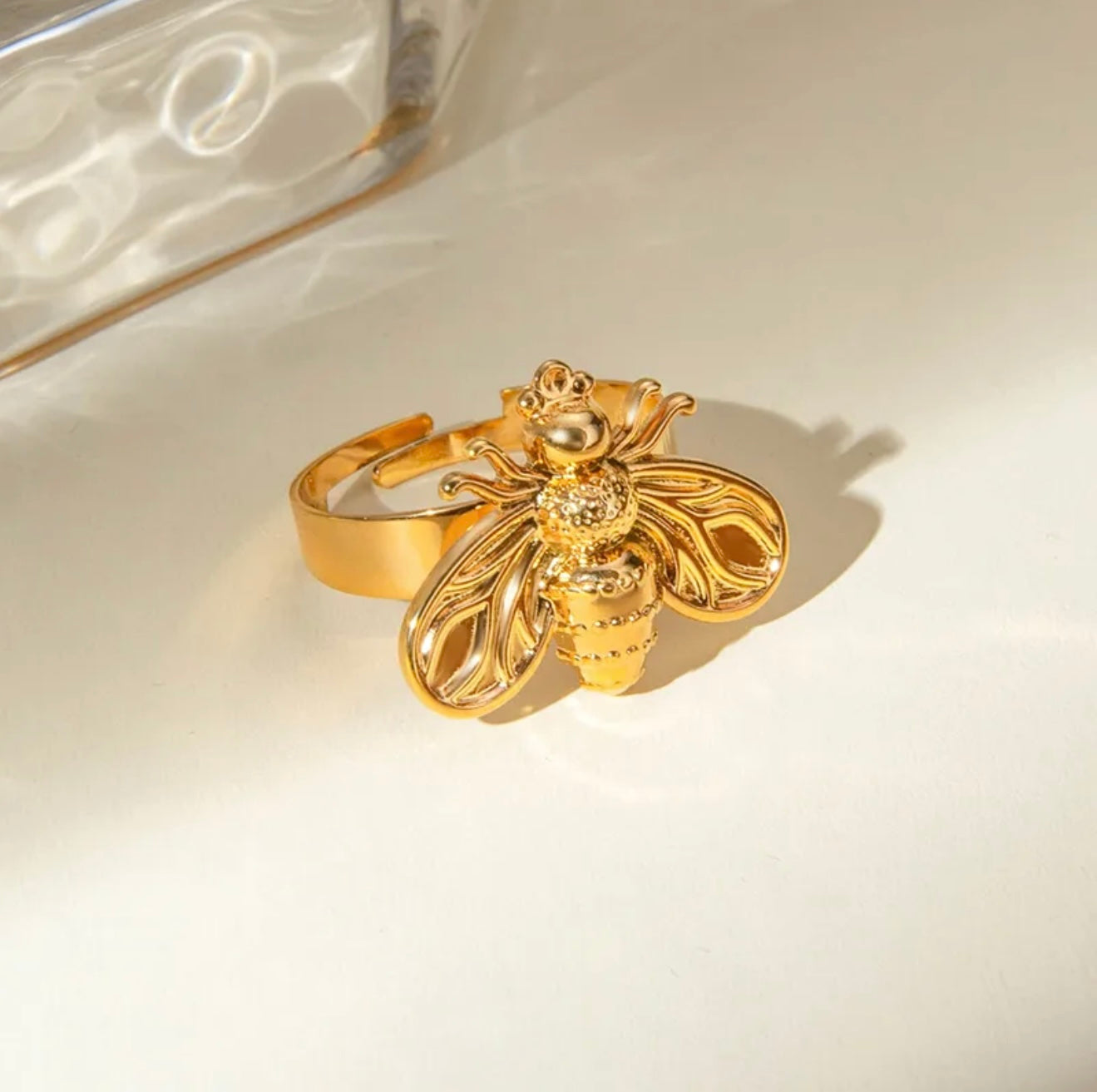 Bee Ring