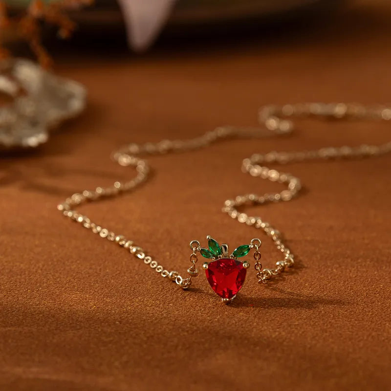 Mini Strawberry Necklace – Dainty & Playful Everyday Jewelry