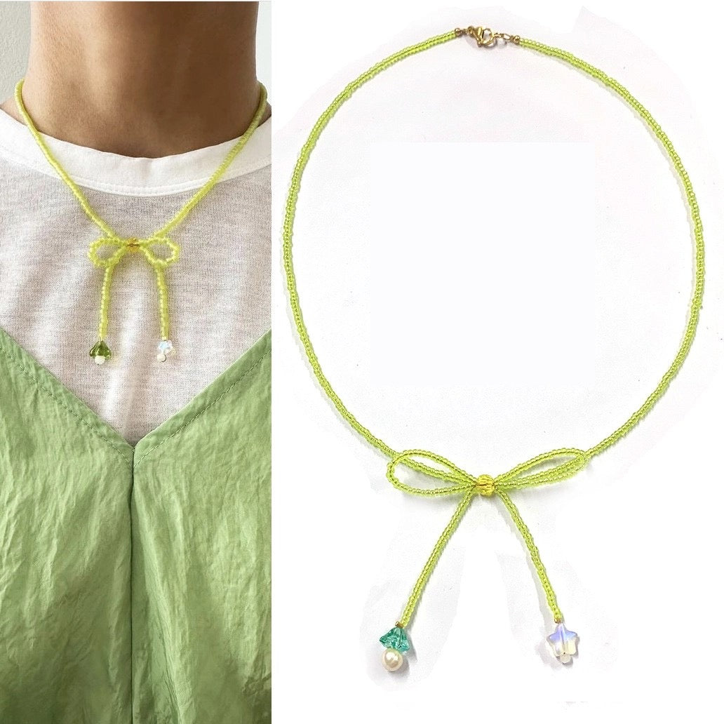 Bow Necklace