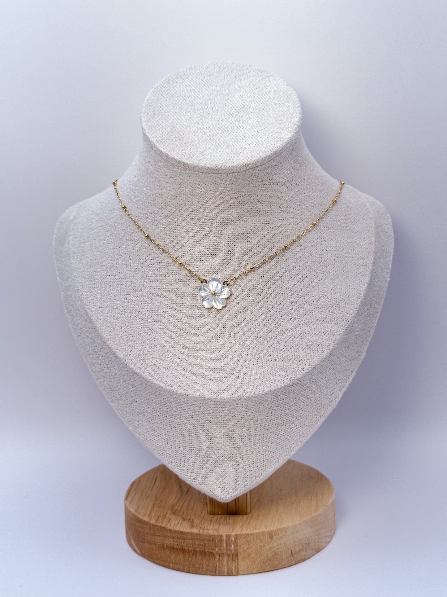 Flor Necklace