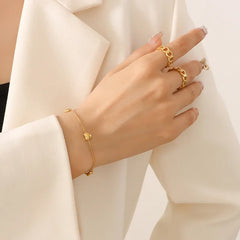 Gold Heart Bracelet – Dainty & Elegant Everyday Jewelry